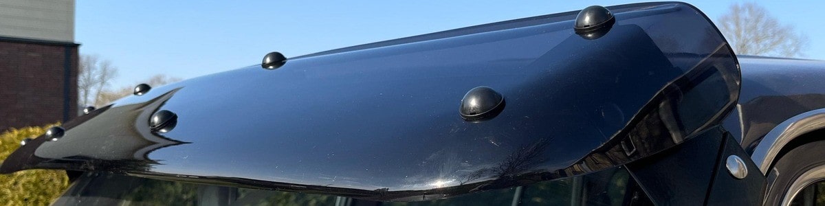 Black sun visor